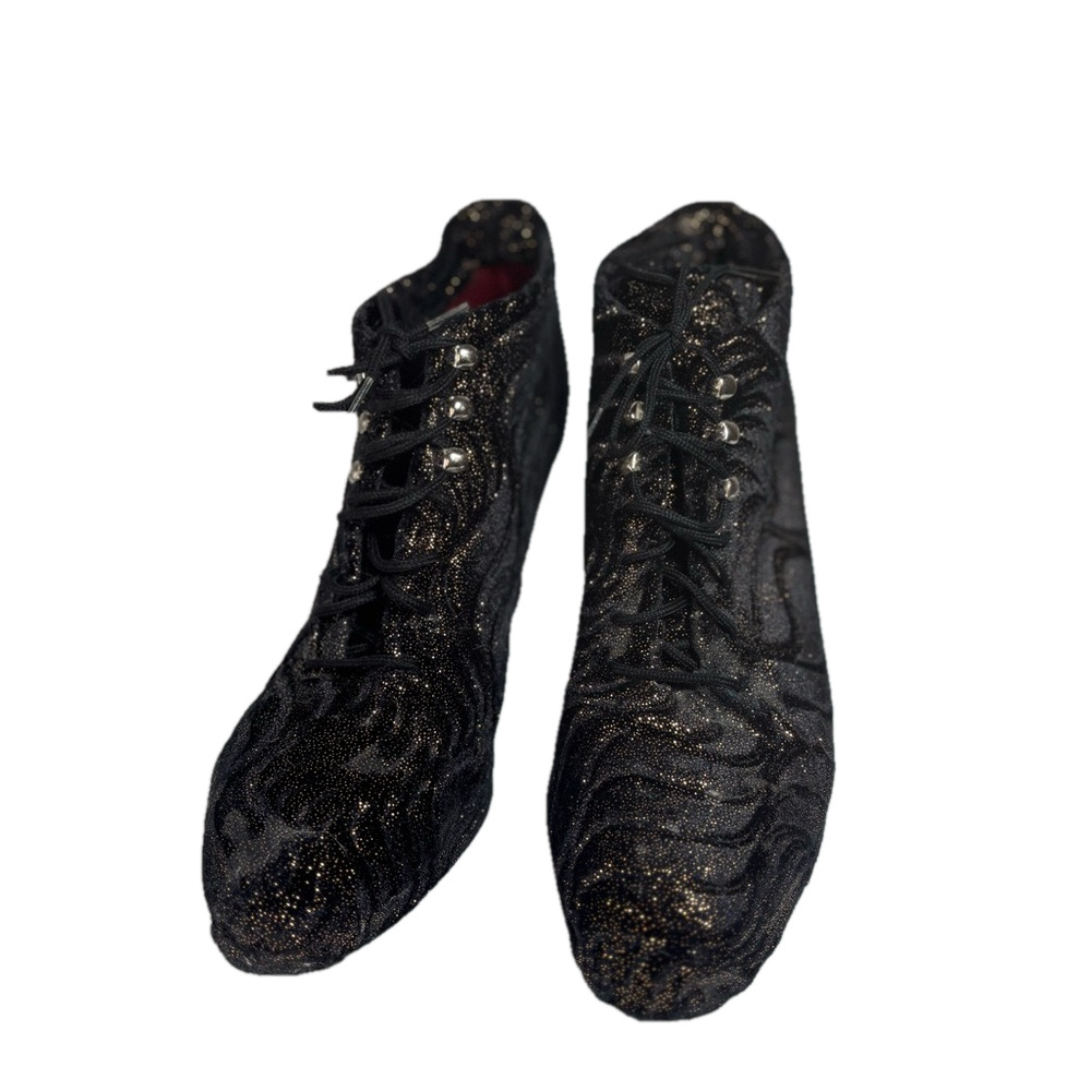 4 items with a ⭐️ For 20$ No Brand Velvet Black & Copper Shoes Size 8,5 Used - Picture 3 of 8